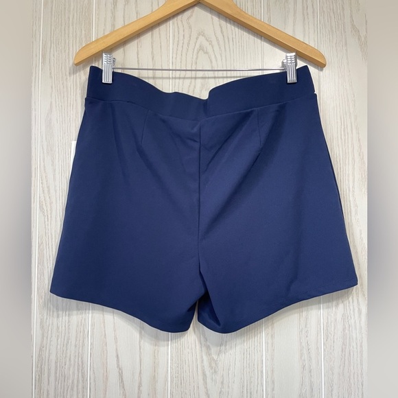 NWT Retrology Blue Sailor Style Shorts Size Large - Picture 3 of 4